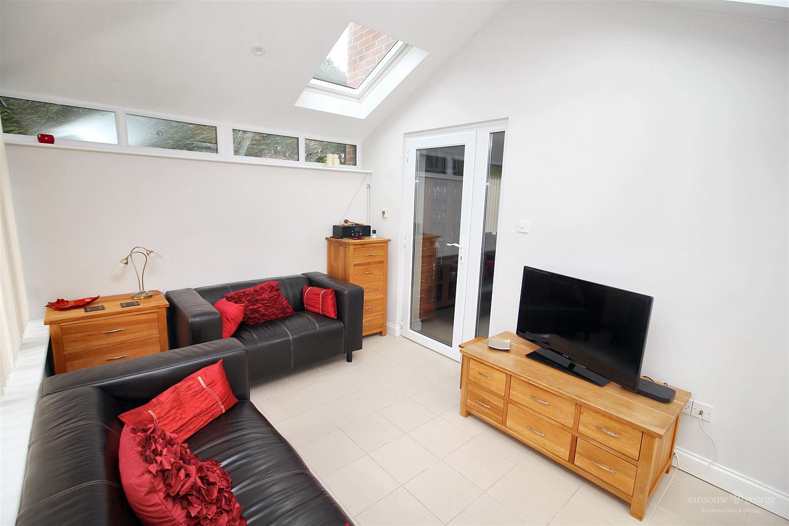 Westwood Glen, Tilehurst, Reading